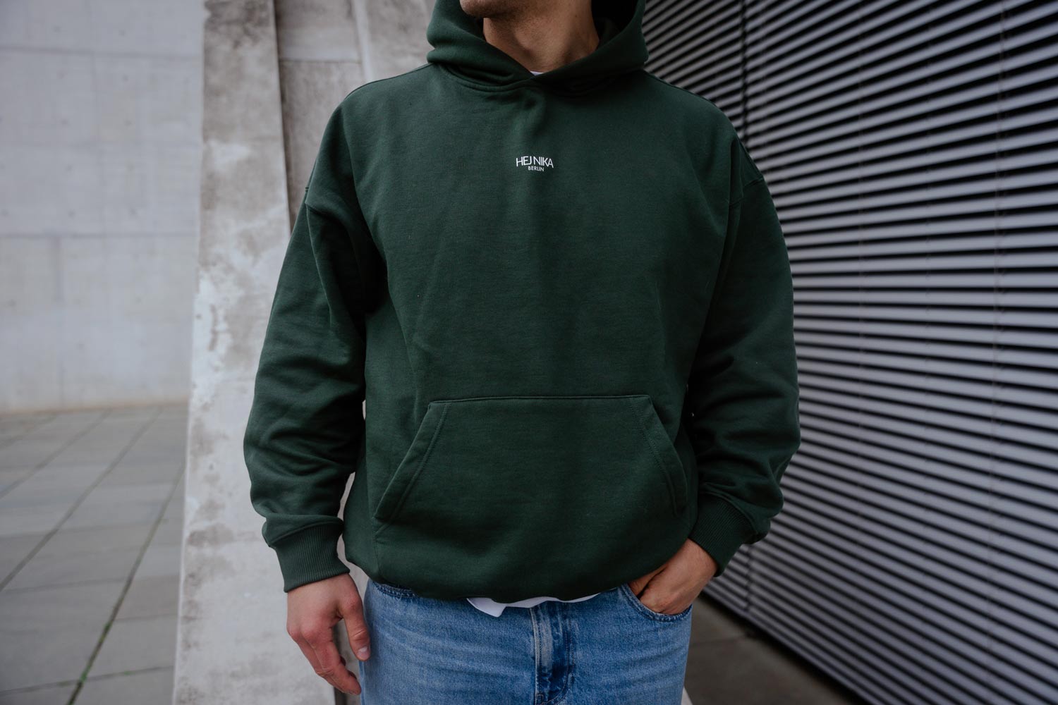 Hejnika Shop Hoodie Coffee and dogs Forest