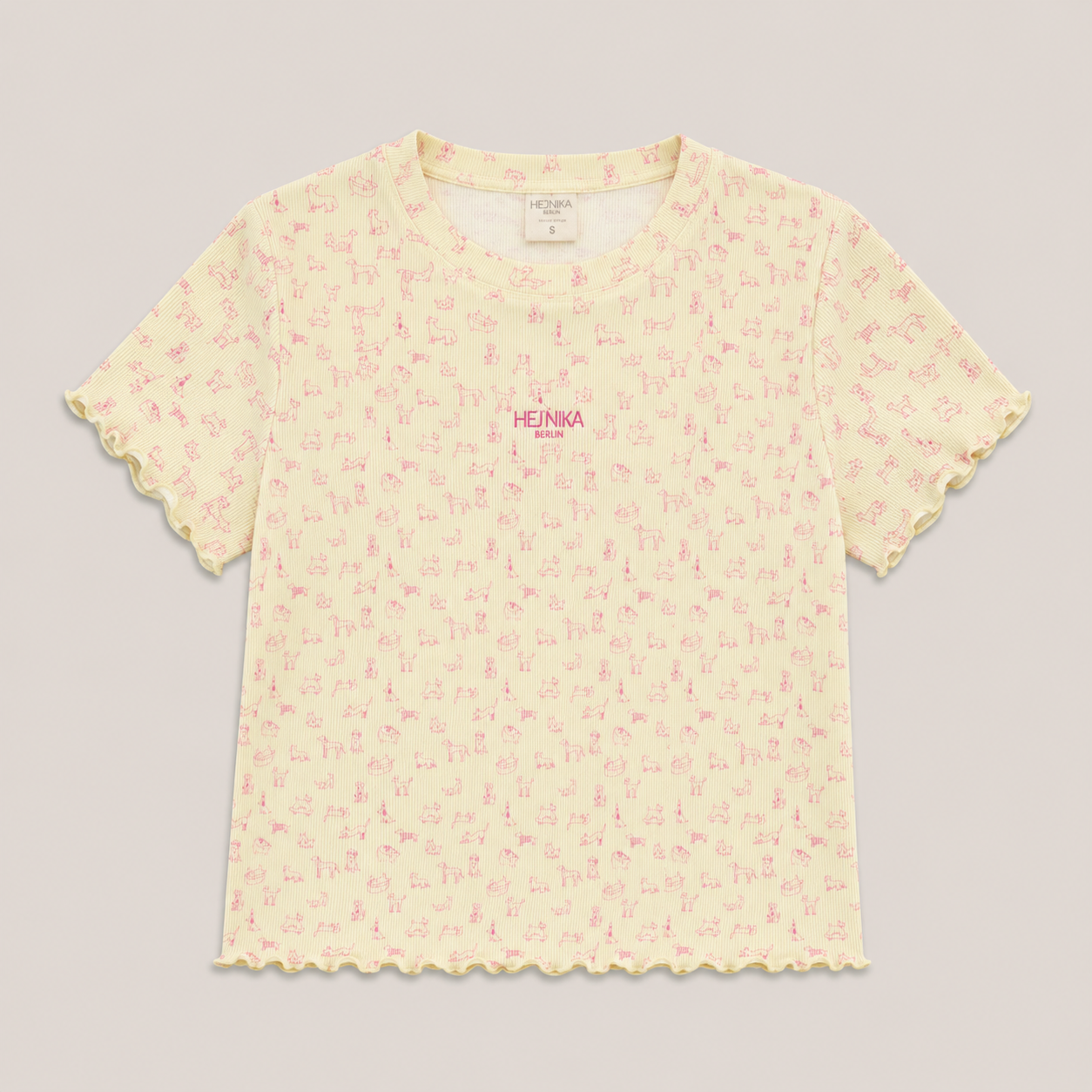 Hej Nika Sommer Pyjama aus hochwertigem Stoff. Fair produziert in Portugal. Designed in Berlin. 