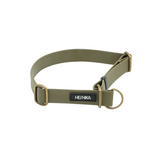 Zugstopphalsband für Hunde in Olive – robust, verstellbar & vegan aus BioThane® – Hej Nika – Ideal für entspannte Gassirunden
