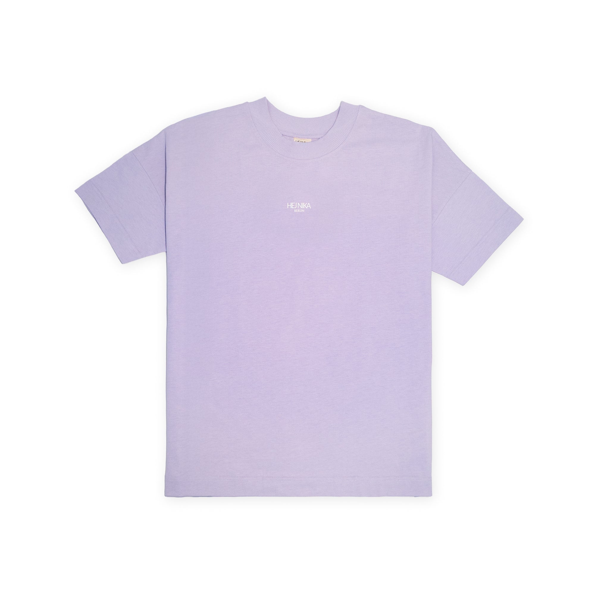 T-Shirt für Hundebesitzer oder Hundemenschen Girls Just Wanna in Lavendel Detailfoto Flatlay – achhaltig, fair & stylisch – produziert in Portugal – 100% Bio-Baumwolle – Hej Nika